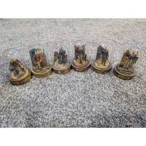 FJohn Wayne Hand Painted Sculptures Lot 6 Glass Globe Excellent Condition